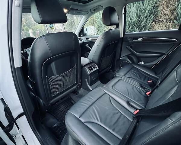 Білий Ауді Ку 5, об'ємом двигуна 1.98 л та пробігом 157 тис. км за 17000 $, фото 14 на Automoto.ua