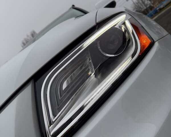 Білий Ауді Ку 5, об'ємом двигуна 1.98 л та пробігом 197 тис. км за 14999 $, фото 5 на Automoto.ua