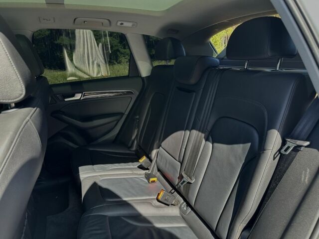 Белый Ауди Ку 5, объемом двигателя 2 л и пробегом 173 тыс. км за 19100 $, фото 15 на Automoto.ua