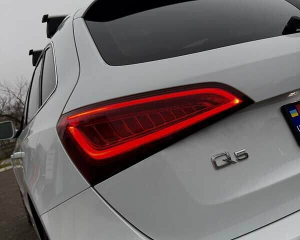 Білий Ауді Ку 5, об'ємом двигуна 1.98 л та пробігом 197 тис. км за 14999 $, фото 16 на Automoto.ua