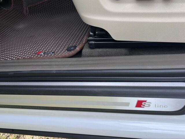 Білий Ауді Ку 5, об'ємом двигуна 3 л та пробігом 232 тис. км за 14300 $, фото 9 на Automoto.ua