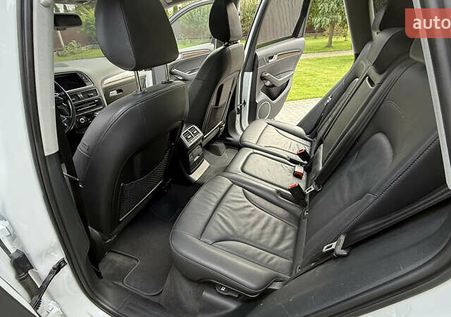 Белый Ауди Ку 5, объемом двигателя 2 л и пробегом 222 тыс. км за 15150 $, фото 14 на Automoto.ua