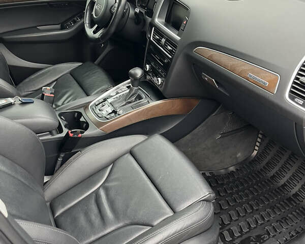 Белый Ауди Ку 5, объемом двигателя 2.97 л и пробегом 223 тыс. км за 16500 $, фото 7 на Automoto.ua