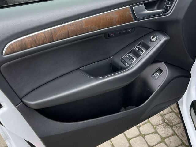 Белый Ауди Ку 5, объемом двигателя 3 л и пробегом 220 тыс. км за 17800 $, фото 14 на Automoto.ua