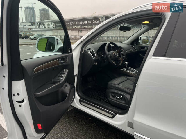 Белый Ауди Ку 5, объемом двигателя 1.98 л и пробегом 109 тыс. км за 15999 $, фото 8 на Automoto.ua