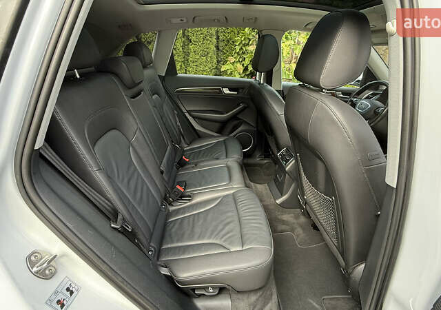 Белый Ауди Ку 5, объемом двигателя 2 л и пробегом 222 тыс. км за 15150 $, фото 12 на Automoto.ua