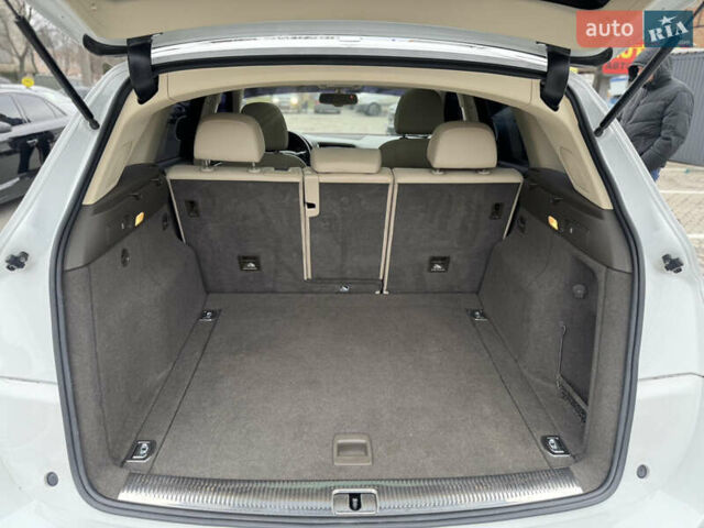 Білий Ауді Ку 5, об'ємом двигуна 1.98 л та пробігом 199 тис. км за 14900 $, фото 37 на Automoto.ua