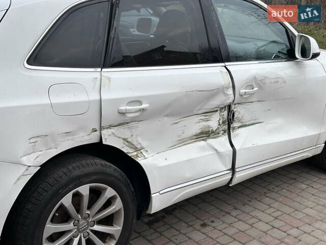 Белый Ауди Ку 5, объемом двигателя 1.98 л и пробегом 196 тыс. км за 8999 $, фото 7 на Automoto.ua