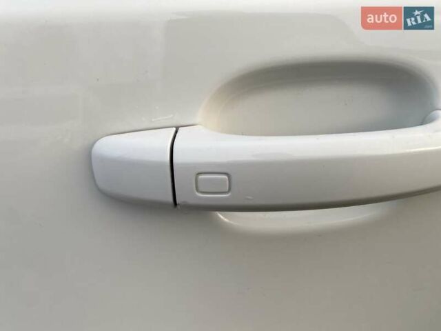 Білий Ауді Ку 5, об'ємом двигуна 1.98 л та пробігом 271 тис. км за 14550 $, фото 25 на Automoto.ua