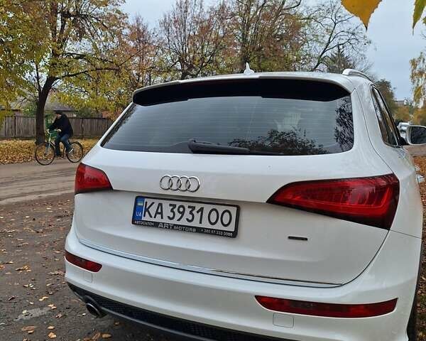 Белый Ауди Ку 5, объемом двигателя 1.97 л и пробегом 160 тыс. км за 24499 $, фото 5 на Automoto.ua