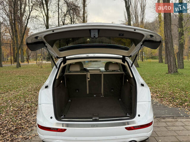 Білий Ауді Ку 5, об'ємом двигуна 3 л та пробігом 181 тис. км за 18999 $, фото 50 на Automoto.ua