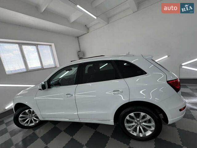 Белый Ауди Ку 5, объемом двигателя 2 л и пробегом 192 тыс. км за 14999 $, фото 190 на Automoto.ua