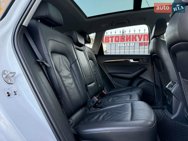 Білий Ауді Ку 5, об'ємом двигуна 2 л та пробігом 196 тис. км за 16300 $, фото 46 на Automoto.ua