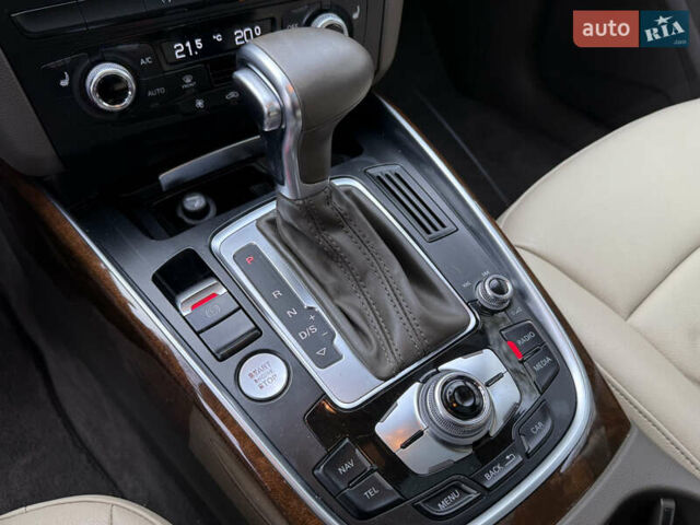 Білий Ауді Ку 5, об'ємом двигуна 3 л та пробігом 181 тис. км за 18999 $, фото 40 на Automoto.ua