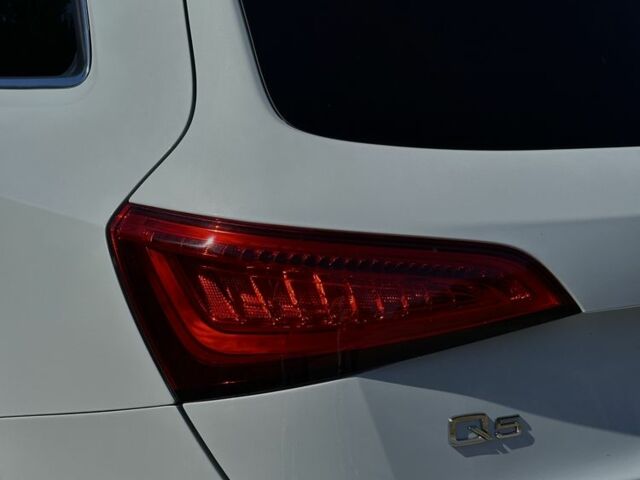 Белый Ауди Ку 5, объемом двигателя 2 л и пробегом 173 тыс. км за 19100 $, фото 10 на Automoto.ua