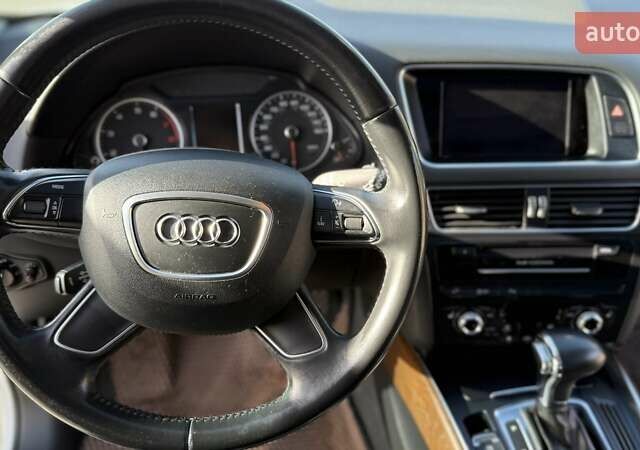 Білий Ауді Ку 5, об'ємом двигуна 1.98 л та пробігом 161 тис. км за 18500 $, фото 19 на Automoto.ua