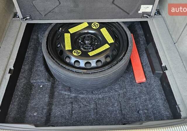 Белый Ауди Ку 5, объемом двигателя 1.98 л и пробегом 150 тыс. км за 16000 $, фото 23 на Automoto.ua