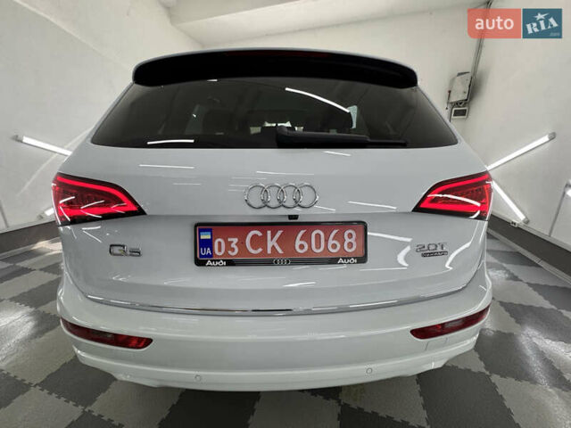 Белый Ауди Ку 5, объемом двигателя 2 л и пробегом 192 тыс. км за 14999 $, фото 188 на Automoto.ua