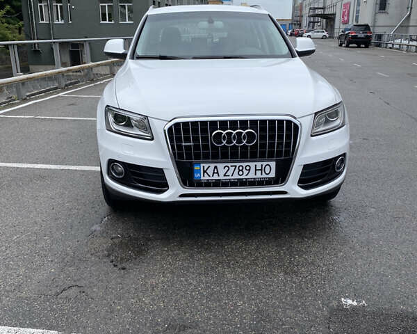 Ауди Ку 5 2014 в Киеве на Automoto.ua Белый Ауди Ку 5, объемом двигателя 1.97 л и пробегом 173 тыс. км за 21000 $, фото 1 на Automoto.ua