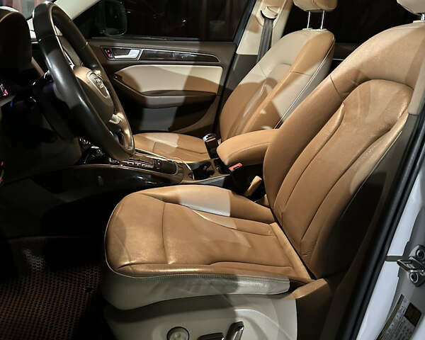 Белый Ауди Ку 5, объемом двигателя 2 л и пробегом 248 тыс. км за 15000 $, фото 28 на Automoto.ua