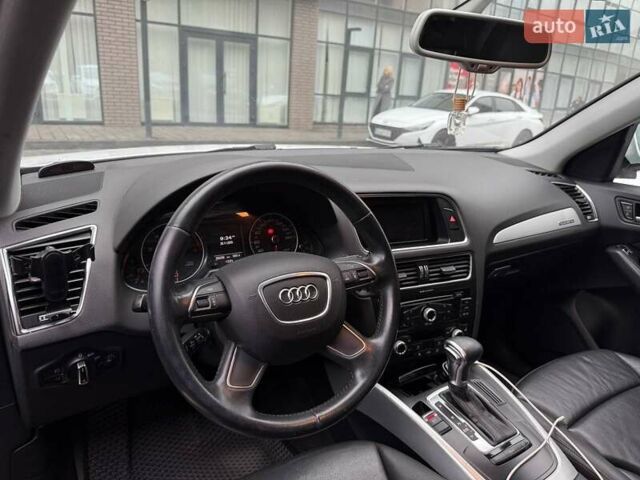 Белый Ауди Ку 5, объемом двигателя 1.98 л и пробегом 203 тыс. км за 16500 $, фото 6 на Automoto.ua