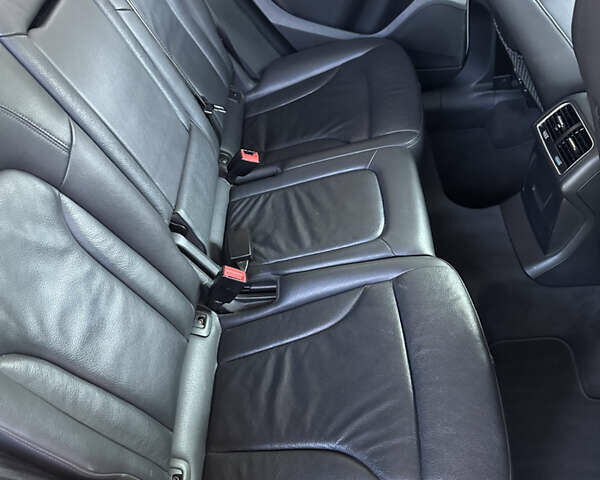 Белый Ауди Ку 5, объемом двигателя 1.98 л и пробегом 240 тыс. км за 15800 $, фото 6 на Automoto.ua