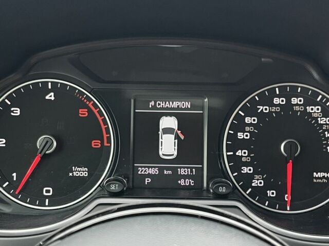 Белый Ауди Ку 5, объемом двигателя 3 л и пробегом 220 тыс. км за 17800 $, фото 8 на Automoto.ua