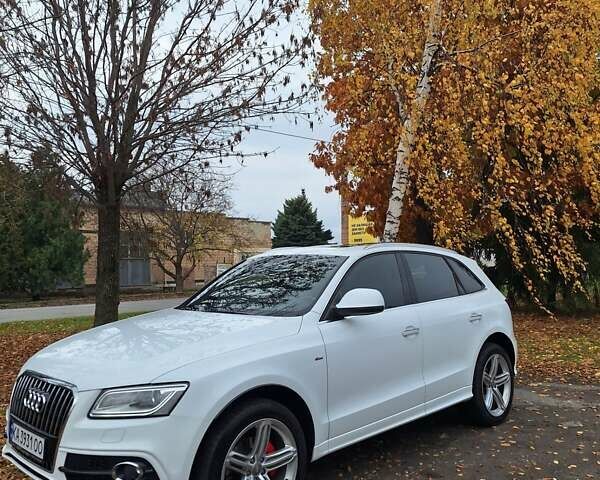 Белый Ауди Ку 5, объемом двигателя 1.97 л и пробегом 160 тыс. км за 24499 $, фото 10 на Automoto.ua