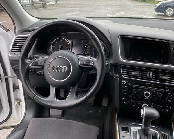 Ауди Ку 5 2014 в Киеве на Automoto.ua Белый Ауди Ку 5, объемом двигателя 1.97 л и пробегом 173 тыс. км за 21000 $, фото 10 на Automoto.ua