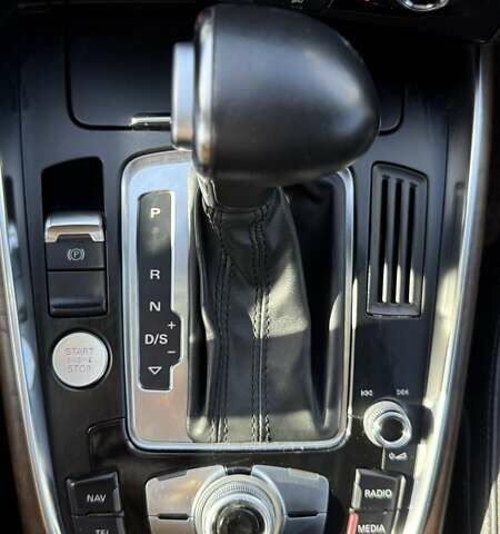 Білий Ауді Ку 5, об'ємом двигуна 1.98 л та пробігом 161 тис. км за 18500 $, фото 23 на Automoto.ua