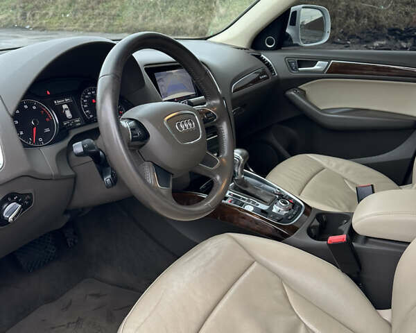 Ауди Ку 5 2014 в Киеве на Automoto.ua Белый Ауди Ку 5, объемом двигателя 1.98 л и пробегом 218 тыс. км за 13900 $, фото 7 на Automoto.ua