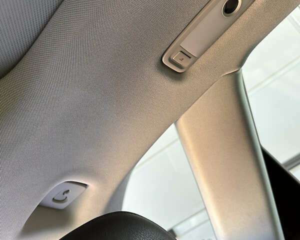 Белый Ауди Ку 5, объемом двигателя 1.98 л и пробегом 240 тыс. км за 15800 $, фото 16 на Automoto.ua