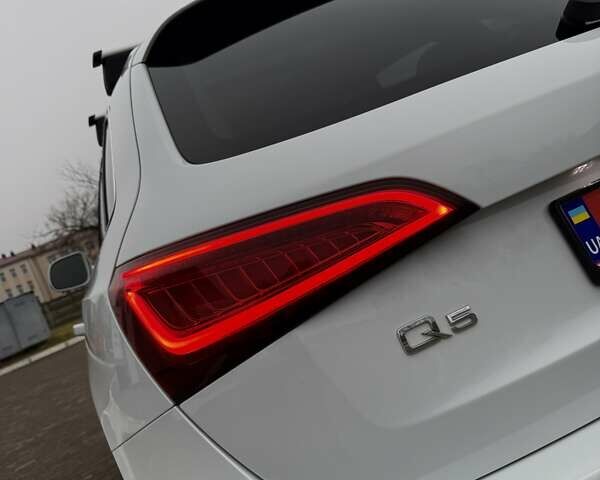 Білий Ауді Ку 5, об'ємом двигуна 1.98 л та пробігом 197 тис. км за 14999 $, фото 14 на Automoto.ua