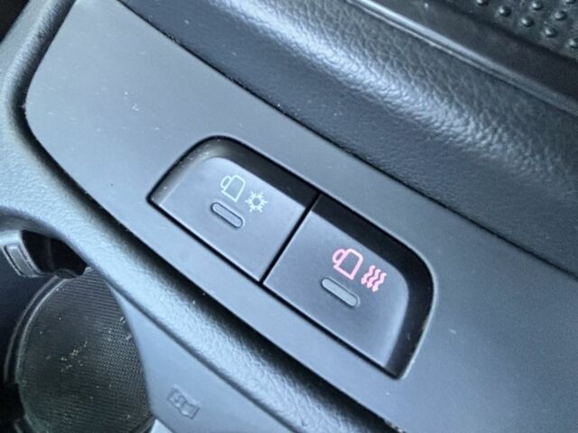 Белый Ауди Ку 5, объемом двигателя 3 л и пробегом 213 тыс. км за 18700 $, фото 10 на Automoto.ua