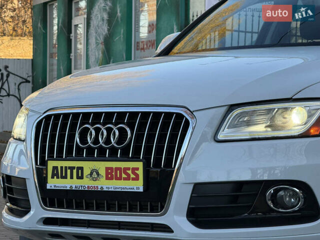 Білий Ауді Ку 5, об'ємом двигуна 2 л та пробігом 196 тис. км за 16300 $, фото 3 на Automoto.ua