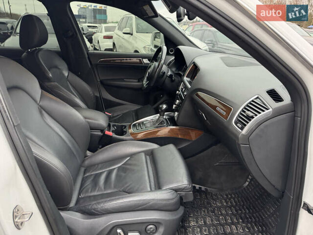 Белый Ауди Ку 5, объемом двигателя 3 л и пробегом 251 тыс. км за 16300 $, фото 20 на Automoto.ua