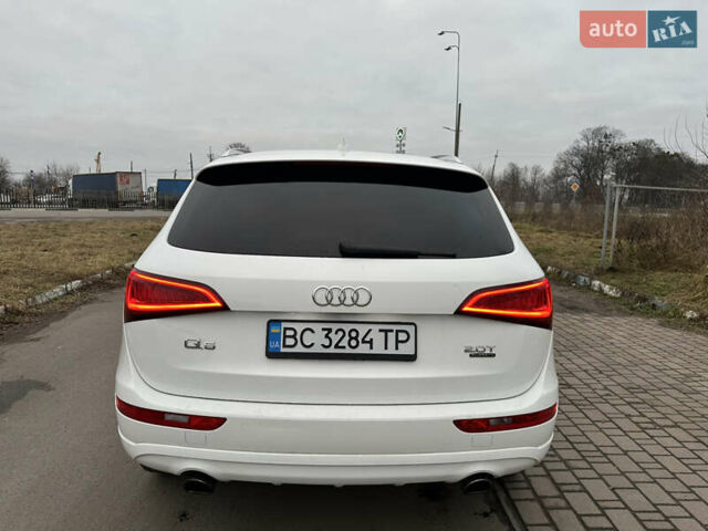 Белый Ауди Ку 5, объемом двигателя 2 л и пробегом 252 тыс. км за 12500 $, фото 28 на Automoto.ua