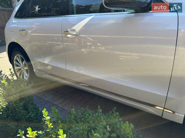 Белый Ауди Ку 5, объемом двигателя 1.98 л и пробегом 240 тыс. км за 15800 $, фото 37 на Automoto.ua