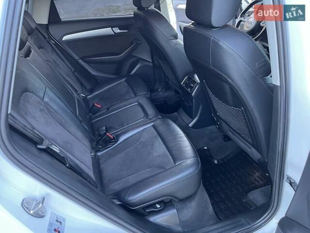 Білий Ауді Ку 5, об'ємом двигуна 1.97 л та пробігом 254 тис. км за 18800 $, фото 106 на Automoto.ua
