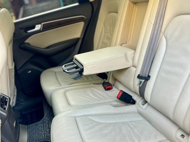 Белый Ауди Ку 5, объемом двигателя 2 л и пробегом 197 тыс. км за 12900 $, фото 20 на Automoto.ua