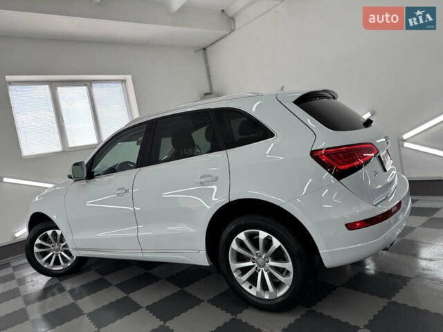 Белый Ауди Ку 5, объемом двигателя 2 л и пробегом 192 тыс. км за 14999 $, фото 16 на Automoto.ua