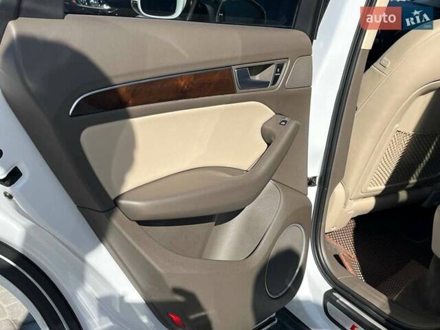 Белый Ауди Ку 5, объемом двигателя 3 л и пробегом 230 тыс. км за 16990 $, фото 24 на Automoto.ua