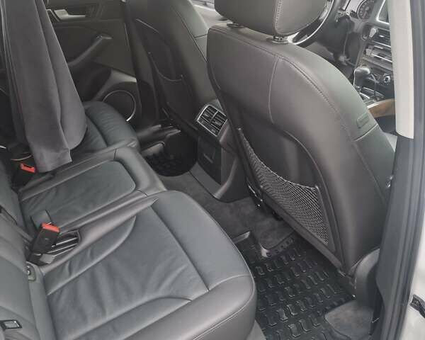 Белый Ауди Ку 5, объемом двигателя 1.98 л и пробегом 220 тыс. км за 15999 $, фото 11 на Automoto.ua