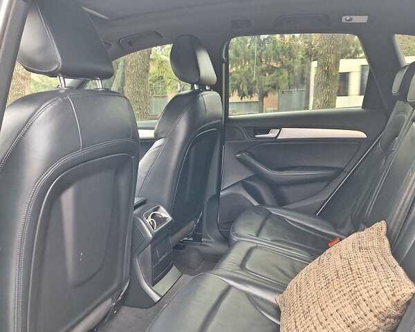 Белый Ауди Ку 5, объемом двигателя 1.97 л и пробегом 160 тыс. км за 24499 $, фото 26 на Automoto.ua