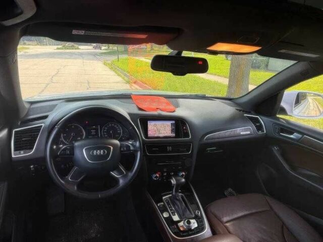 Белый Ауди Ку 5, объемом двигателя 3 л и пробегом 154 тыс. км за 6500 $, фото 6 на Automoto.ua