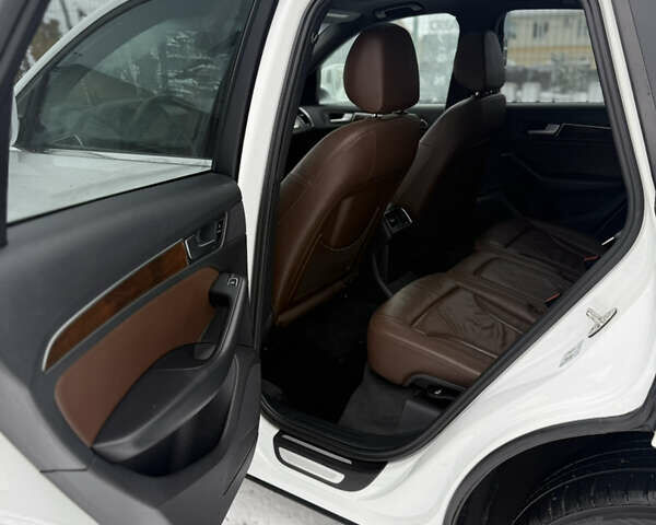 Белый Ауди Ку 5, объемом двигателя 2 л и пробегом 150 тыс. км за 17000 $, фото 14 на Automoto.ua