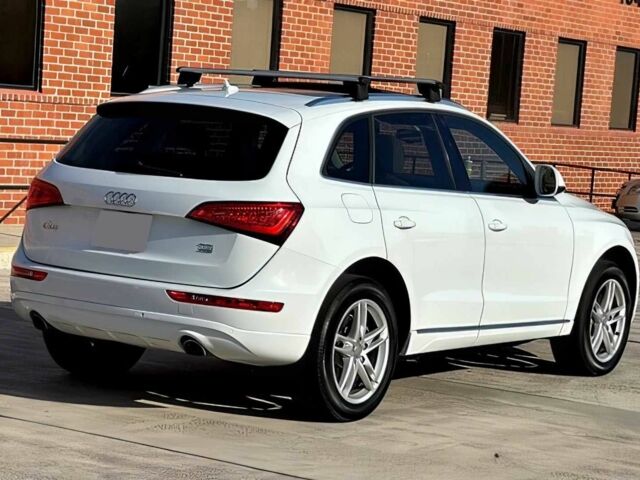 Білий Ауді Ку 5, об'ємом двигуна 3 л та пробігом 89 тис. км за 10600 $, фото 4 на Automoto.ua