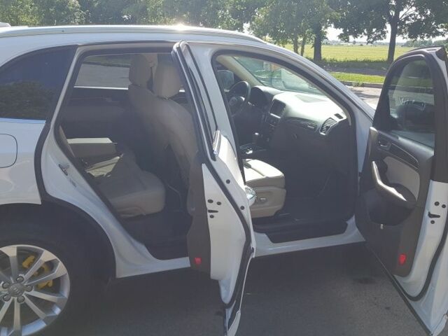 Белый Ауди Ку 5, объемом двигателя 2 л и пробегом 267 тыс. км за 13200 $, фото 14 на Automoto.ua