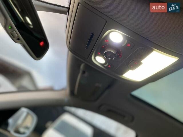 Білий Ауді Ку 5, об'ємом двигуна 1.98 л та пробігом 271 тис. км за 14550 $, фото 58 на Automoto.ua