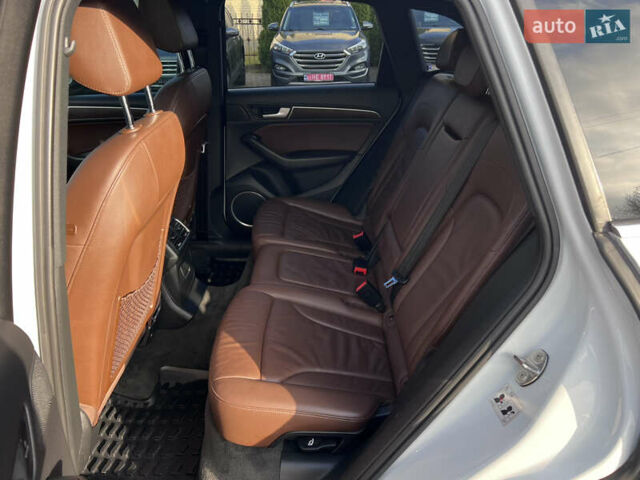 Білий Ауді Ку 5, об'ємом двигуна 1.98 л та пробігом 159 тис. км за 14490 $, фото 36 на Automoto.ua